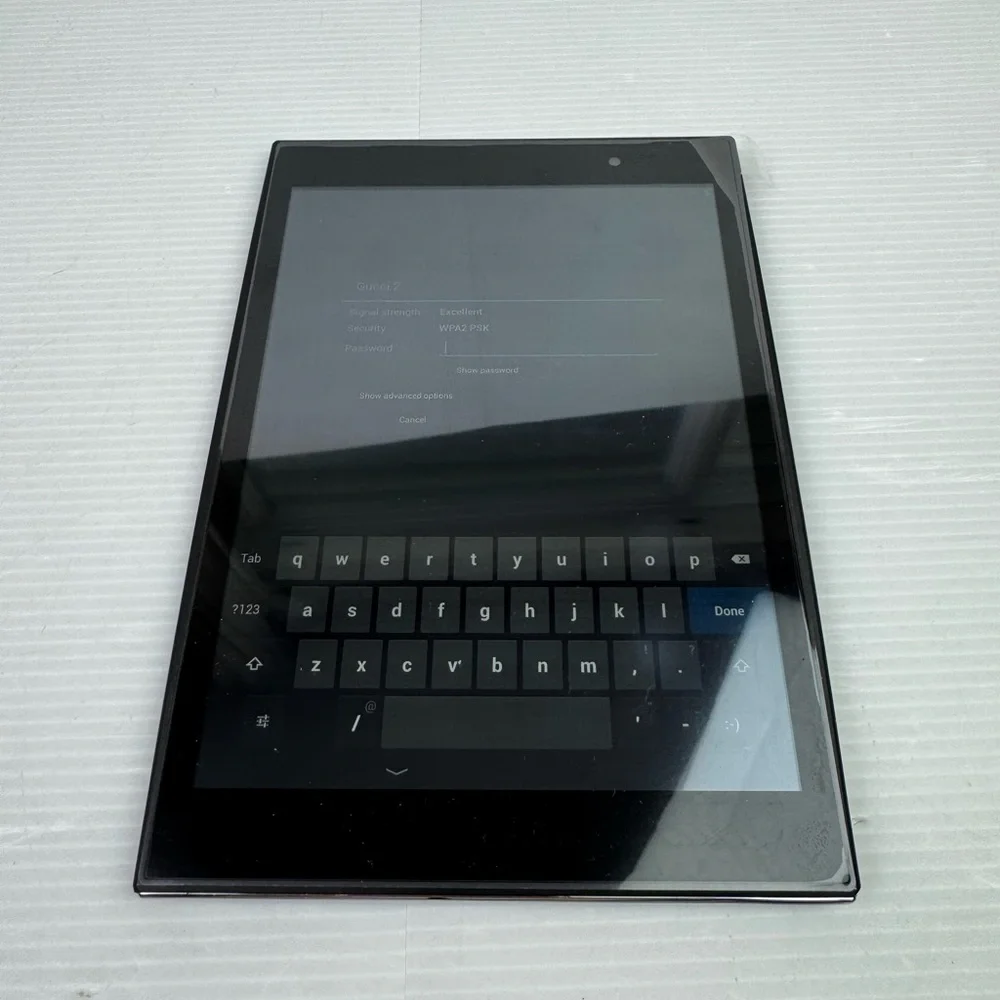 Gigaset Android 8 Inch QV830 8GB Black LCD Tablet With Black Case Tested Working
